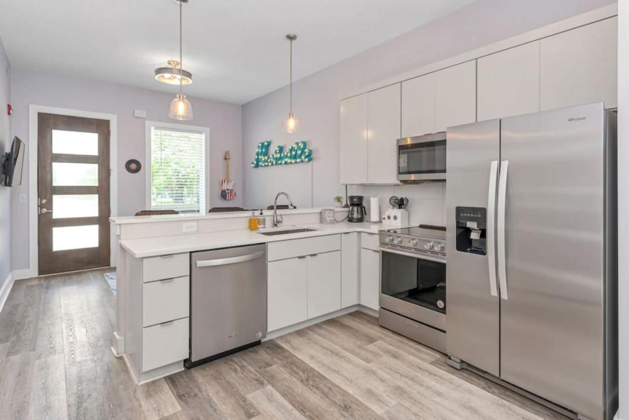 Nashville 3 Bed, 1 Bedroom With Washer, Dryer And Parking Екстериор снимка